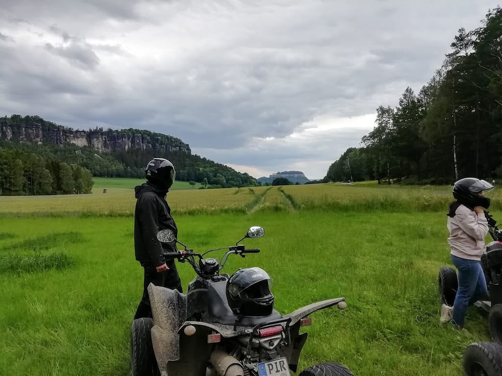 Knut's Quad-Tour durch die Sächsischen Schweiz 6 Fahrerlager in der Sächsischen Schweiz