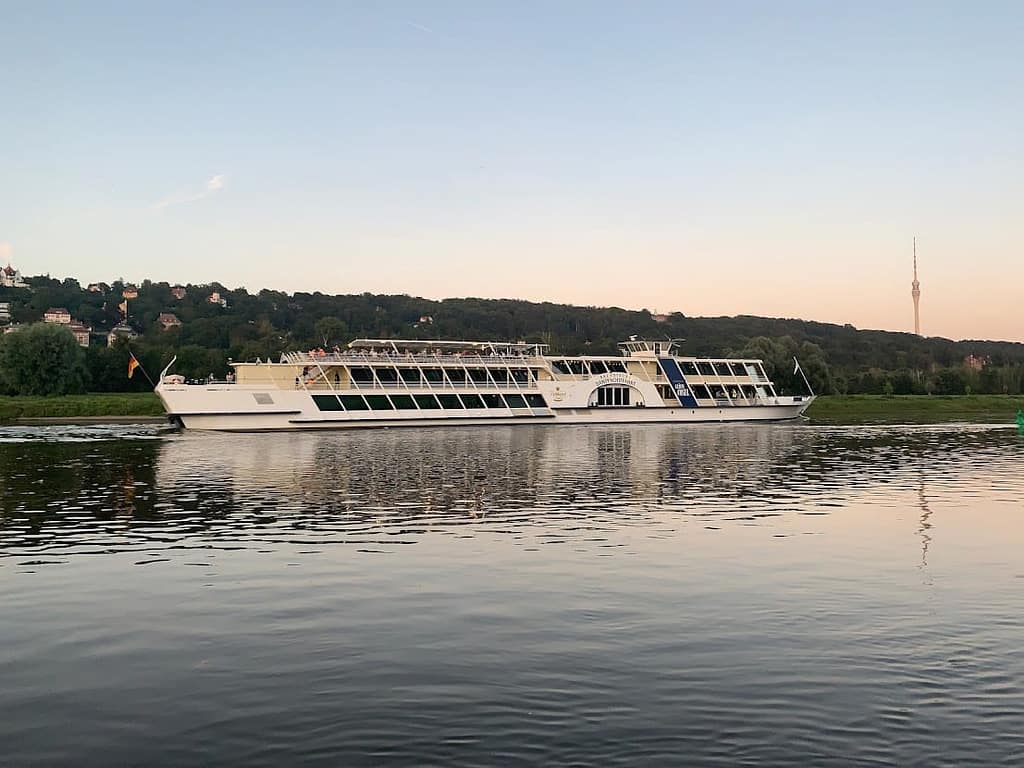 Dresdner Bilder des Monats August 3 Elbdampfer
