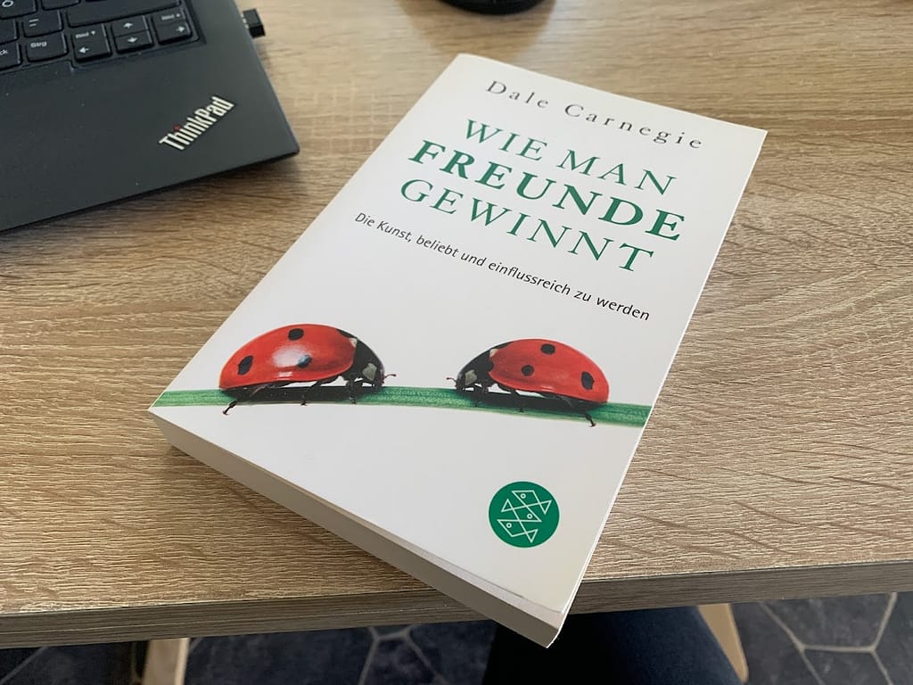 Emotionen, Fetisch, glücklich sein - Darf ich auch mal unglücklich sein? 2 Dale Carnegie - Buch - Wie man Freunde gewinnt