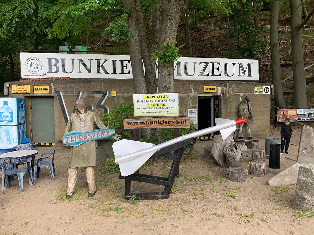 Bunkermuseum - Was vom letzten Krieg so übrig blieb
