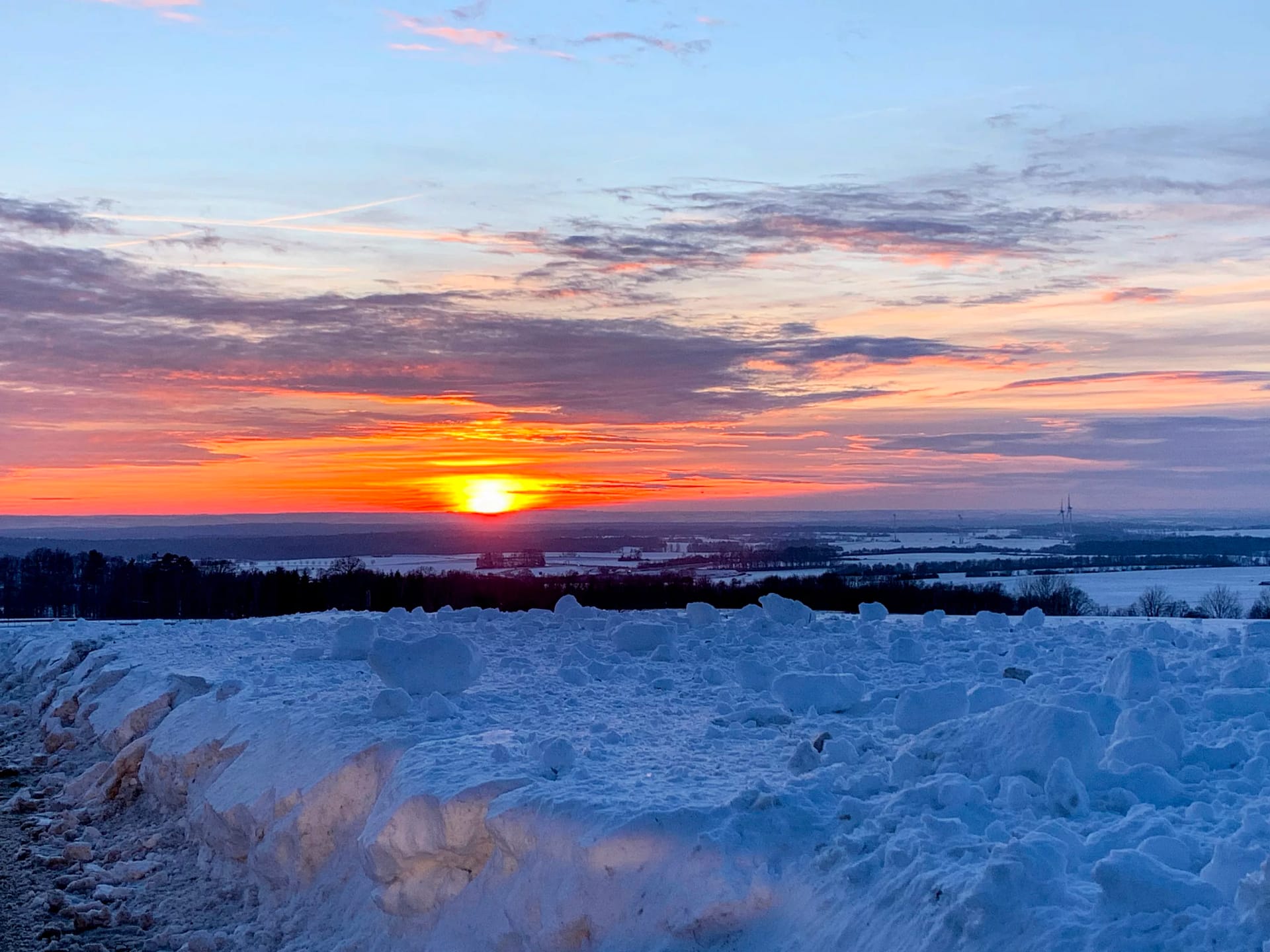 Freier Wille oder nur Ego? 1 Was ist der freie Wille für Dich? Für mich ist der Freie Wille eine schöne Idee, der wir, mit der Muttermilch eingetrichtert, fast unbemerkt anhaften, ohne diese Idee in ihrer Bedeutung und Konsequenz zu realisieren.
