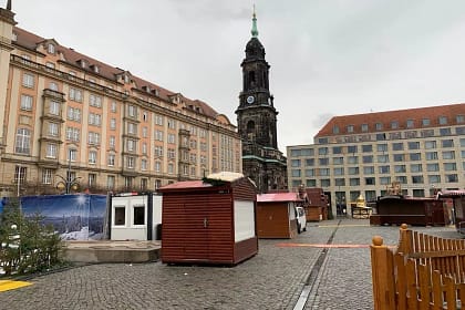 Bilder des Monats November 2021 aus Dresden 3 Der abgebaute Weihnachtsmarkt