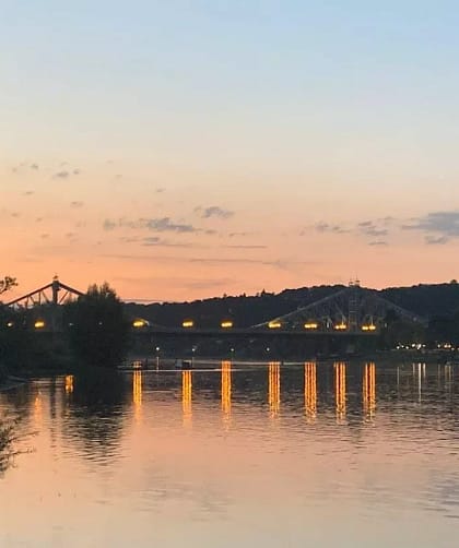 Sonnenuntergang an der Elbe in Blasewitz
