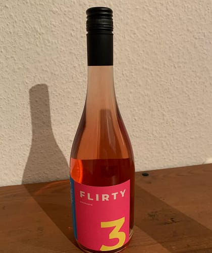 Wein des Monats: Flirty | Der Sommer in der Flasche 6 Roséweine FLYRTY
