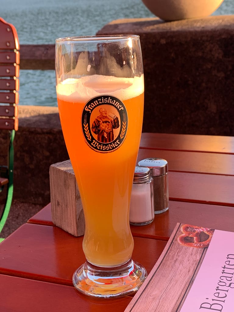 Ein-Bier-zum-Tag-des-deutschen-Bieres