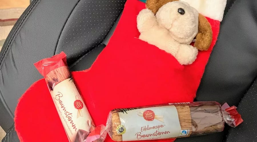 Am 6. Dezember kommt Nikolaus mit Knecht Ruprecht 1 Nikolausstiefel