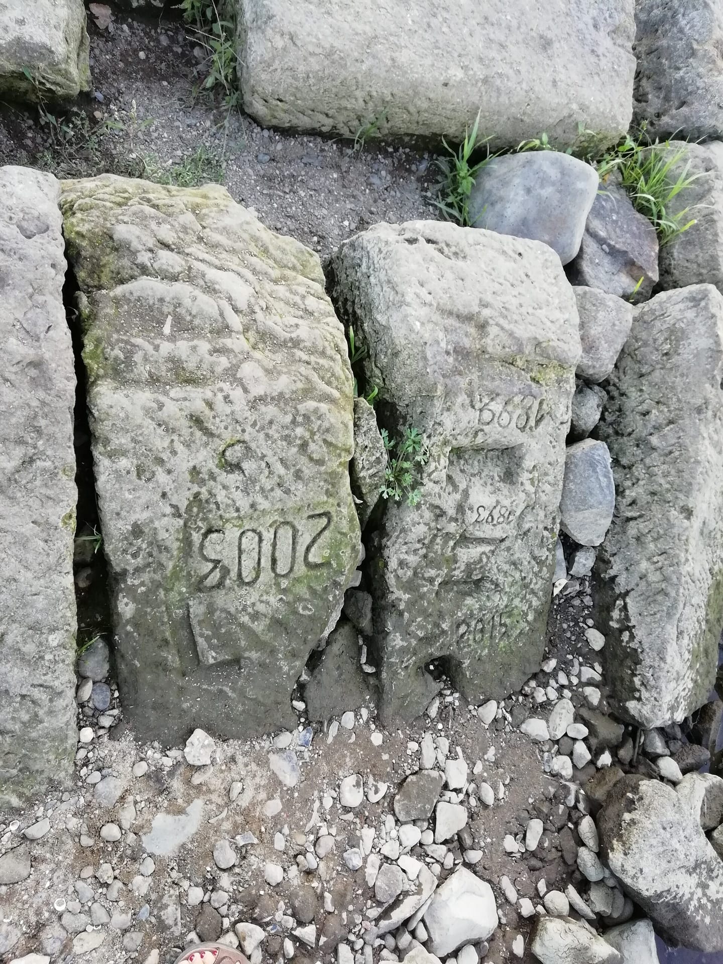 Bildergalerie die Elbe am Laubegaster Ufer 18 Hungersteine