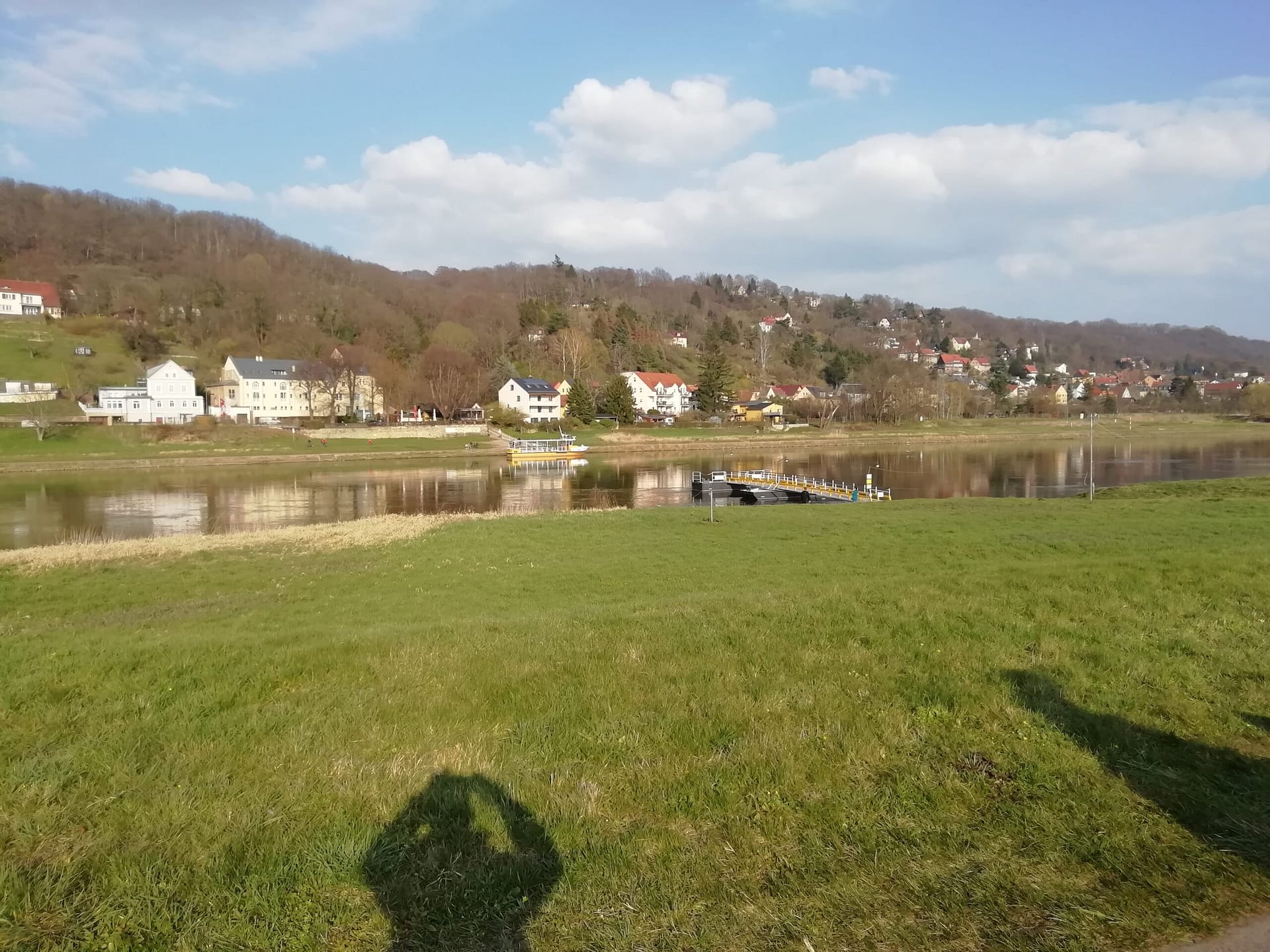 Bildergalerie die Elbe am Laubegaster Ufer 24 Frühling an der Elbe
