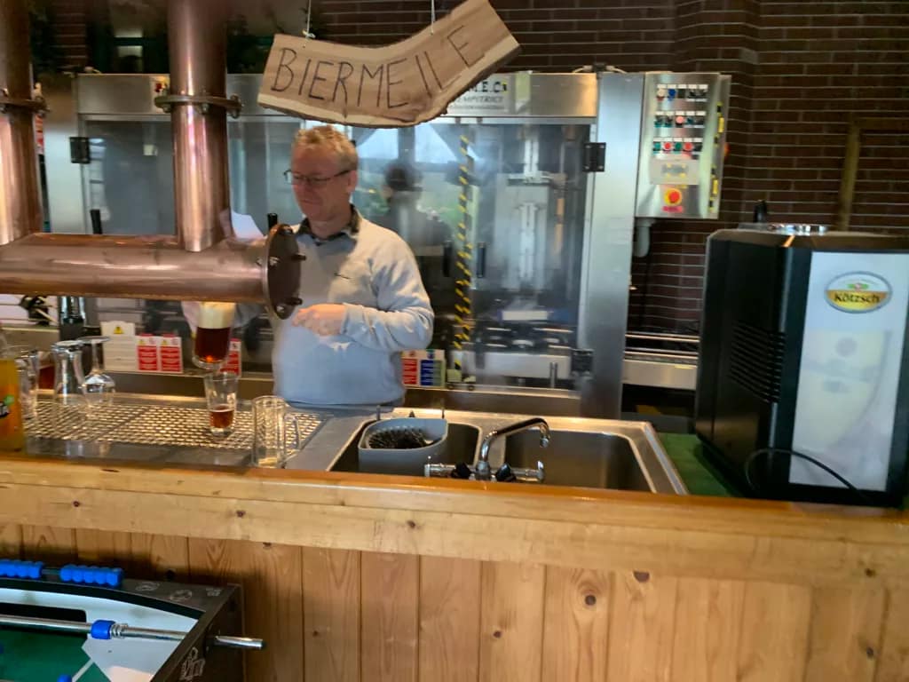 Mein Bierbrau-Kurs im Brauhaus Radebeul 4 Am 1. April war ich zum Bierbraukurs im Brauhaus Radebeul. Es hat Riesenspaß gemacht, und hier möchte ich ein paar Eindrücke davon wiedergeben.