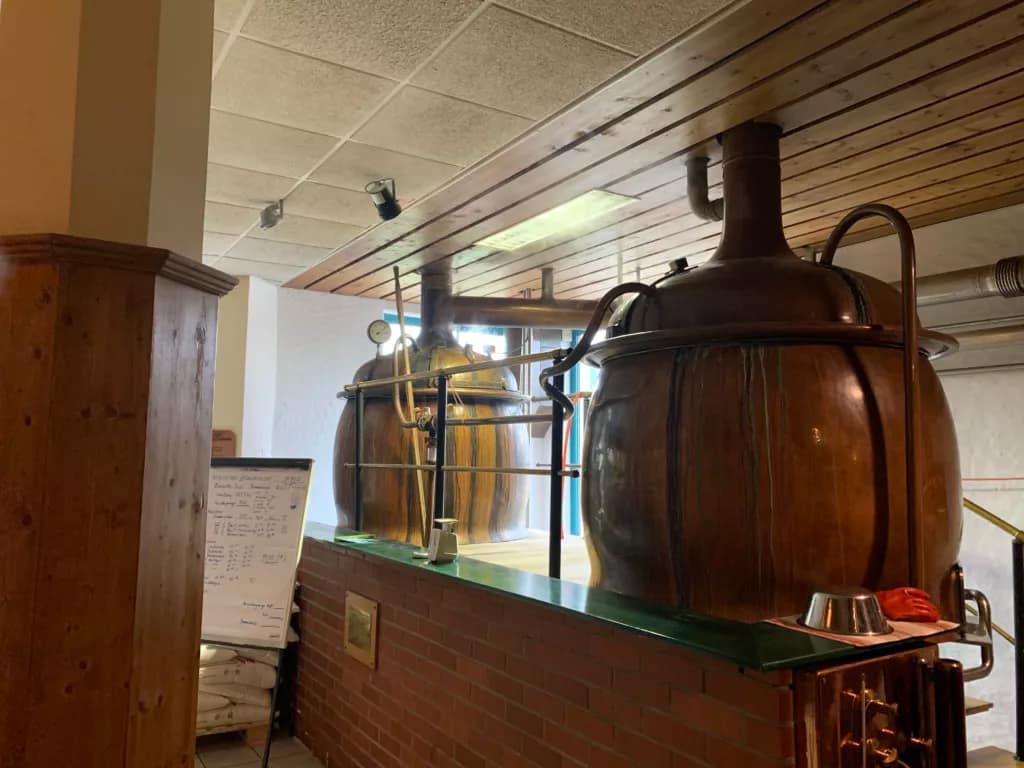 Mein Bierbrau-Kurs im Brauhaus Radebeul 2 Am 1. April war ich zum Bierbraukurs im Brauhaus Radebeul. Es hat Riesenspaß gemacht, und hier möchte ich ein paar Eindrücke davon wiedergeben.