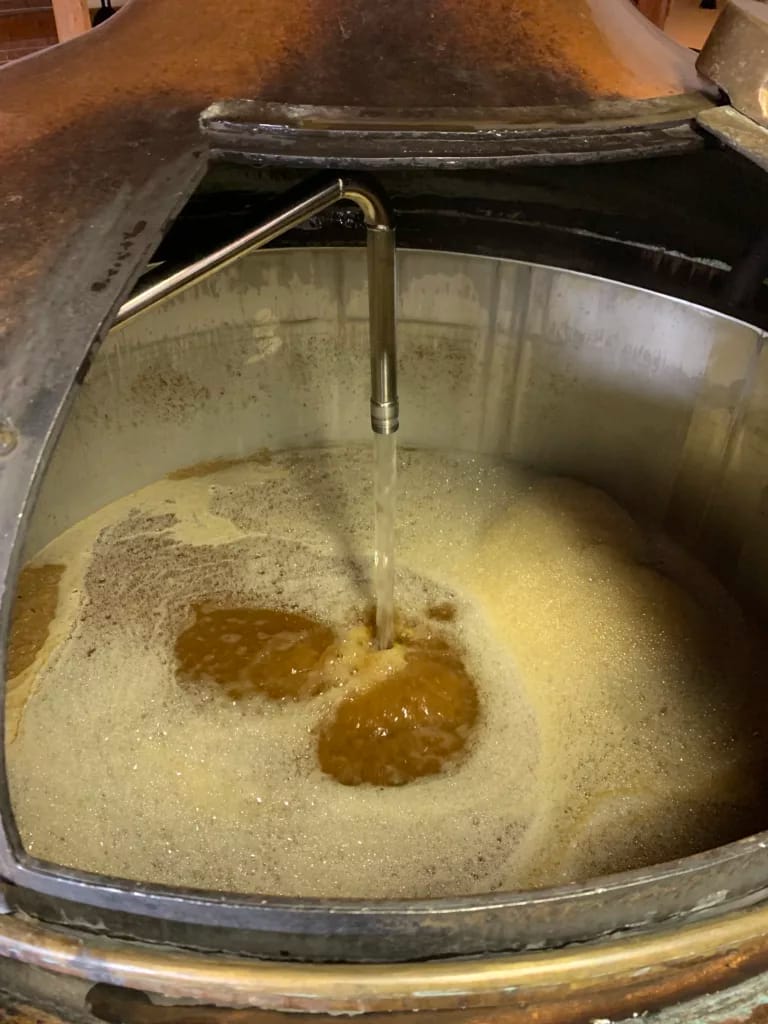 Mein Bierbrau-Kurs im Brauhaus Radebeul 10 Am 1. April war ich zum Bierbraukurs im Brauhaus Radebeul. Es hat Riesenspaß gemacht, und hier möchte ich ein paar Eindrücke davon wiedergeben.