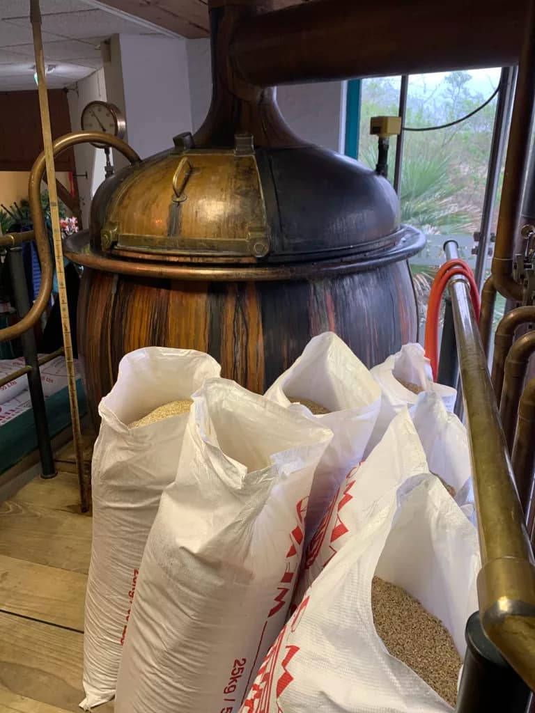 Mein Bierbrau-Kurs im Brauhaus Radebeul 8 Am 1. April war ich zum Bierbraukurs im Brauhaus Radebeul. Es hat Riesenspaß gemacht, und hier möchte ich ein paar Eindrücke davon wiedergeben.