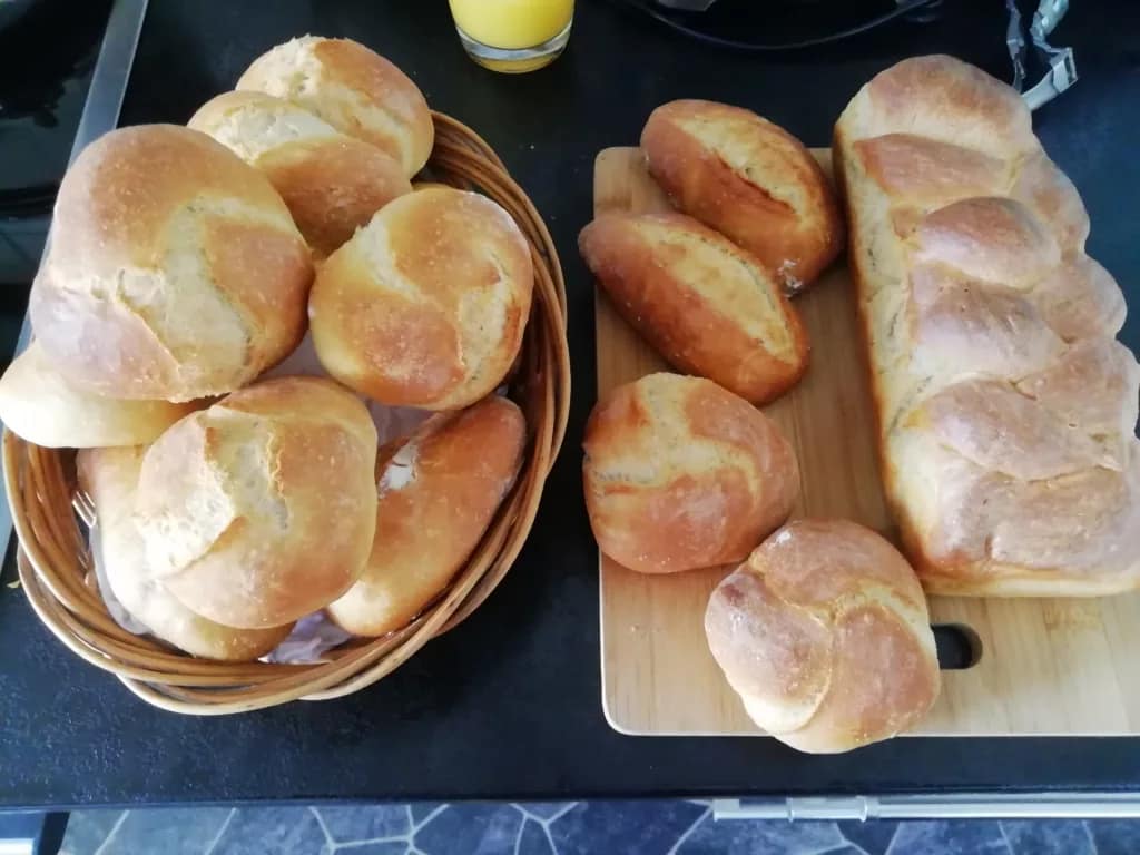 Super Brot zu Hause backen 8 Weissbrot und Brötchen- Auch Du kannst Dein Brot zu Hause backen